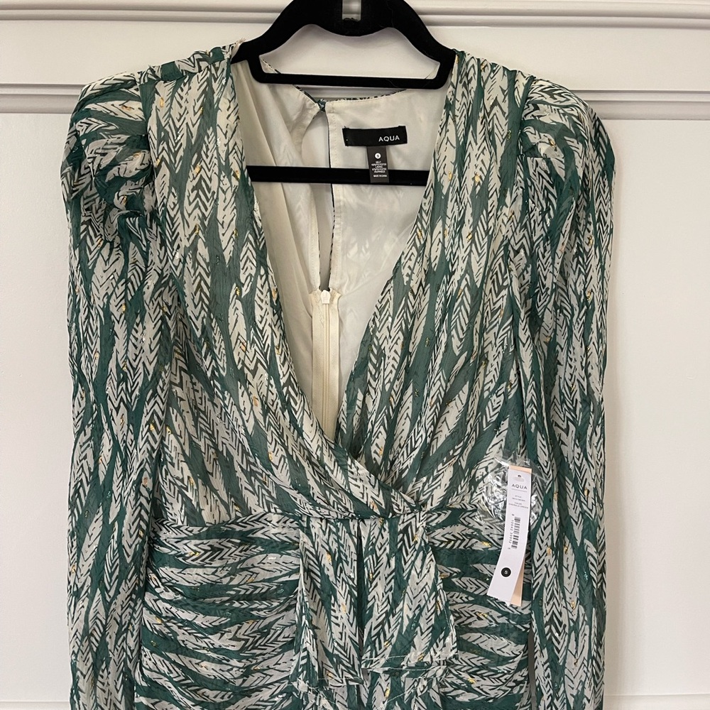 Brand new Aqua Blouse